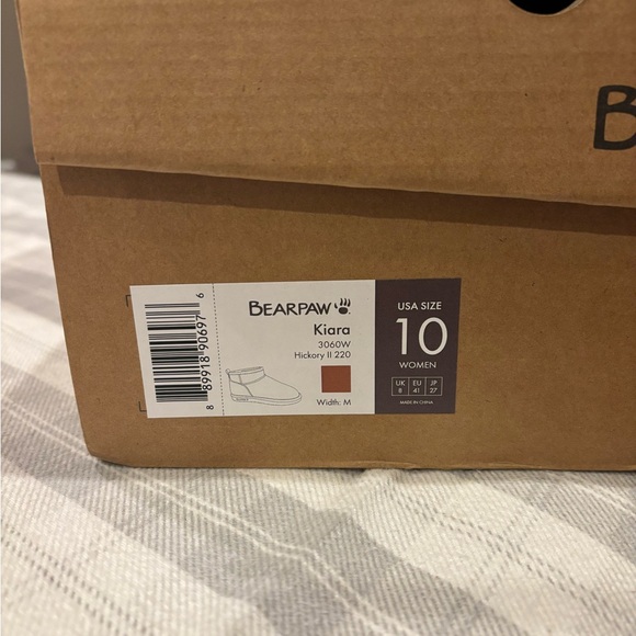 Women’s BearPaw Boots - Picture 5 of 6